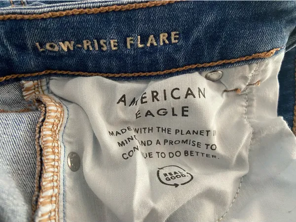 American Eagle Low-Rise Jeans Flare Stretch - Image 6