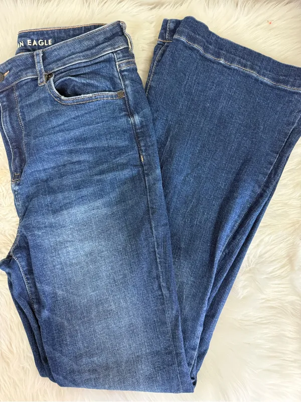 American Eagle Super High Rise Flare Jeans Women’s 10R Stretch Dark Wash - Image 4