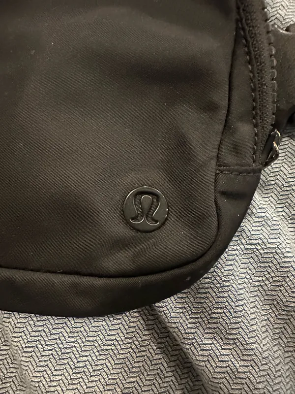 Black Lululemon Belt Everywhere Bag 1L - Image 2