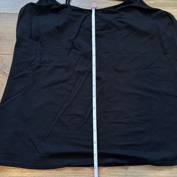 Black tank top with adjustable‎ straps size medium No brand tag but I think it - Image 3