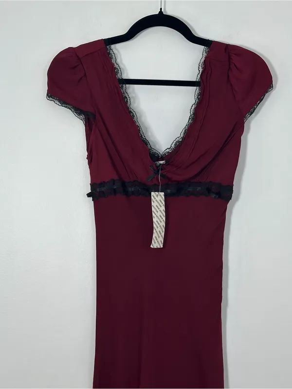 Kimchi Blue Urban Outfitters Burgundy Lace Trim Asymmetrical Maxi Dress XS NWT - Image 2
