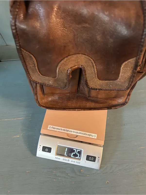 Vintage 1970’s Dark Brown Leather Shoulder Saddle Bag with Front Pockets - EUC - Image 7