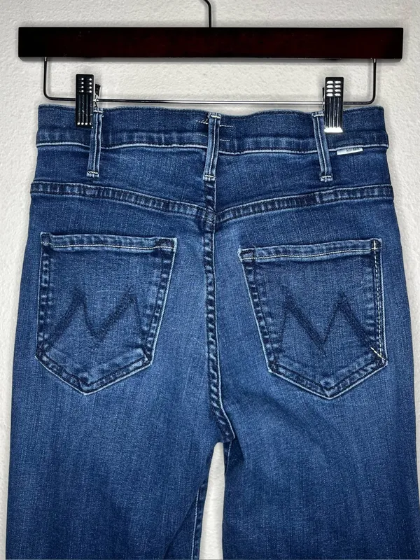 Mother The Hustler Ankle High Rise Flare Crop Jeans in Heirloom Size 26 - Image 5