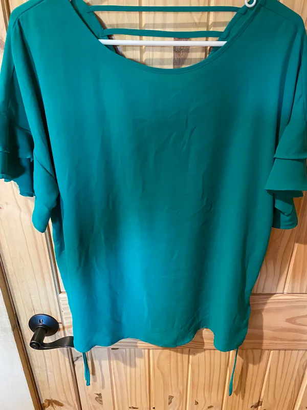 Maurices Teal Green Ruffle Sleeve Shirt Size Large - Image 4
