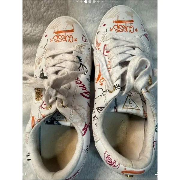 GUESS White Sneakers with Multicolor Graffiti Accents Women Size 6.5 - Image 2