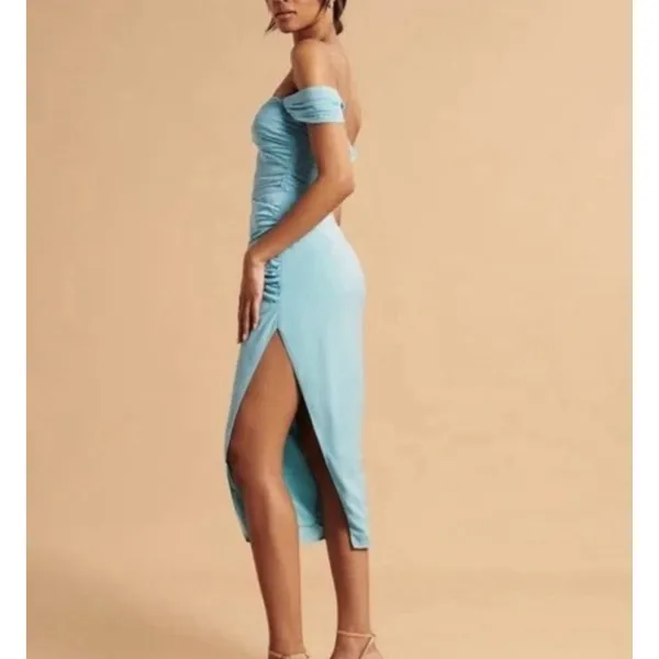 Womens Abercrombie & Fitch Off-The-Shoulder Ruched Midi Dress BLUE SMALL - Image 3
