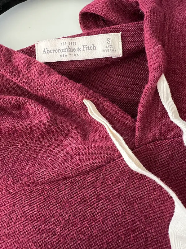 Cropped Hoodie - Image 4
