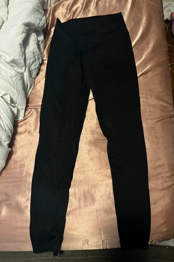 Dillard's GB Leggings - Image 4