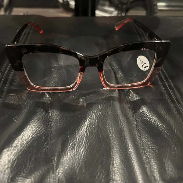 Stylish Tortoise Shell Women's readers Glasses 1.50 NWOT - Image 9