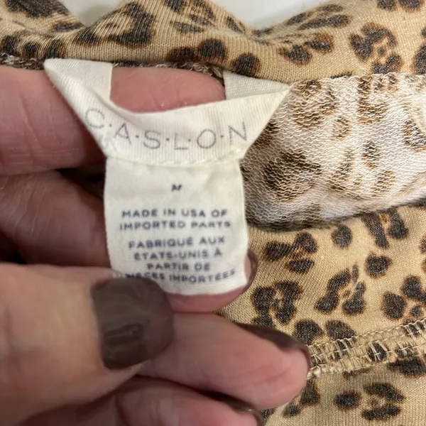 Leopard 🐆 print long sleeve top. - Image 4