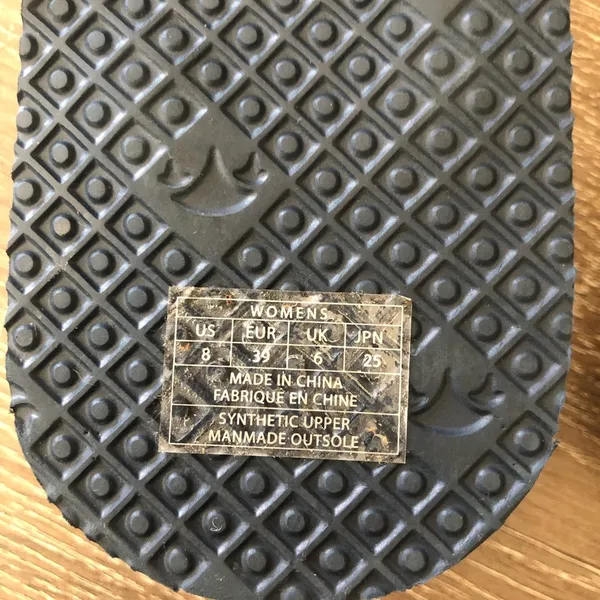 NWOT Freewaters REI Scooter Flip Flop Sandals 8 Navy Yellow - Image 6