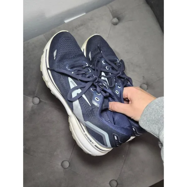 Brooks Ghost Women’s Running Shoes 9 Navy and White - Image 9