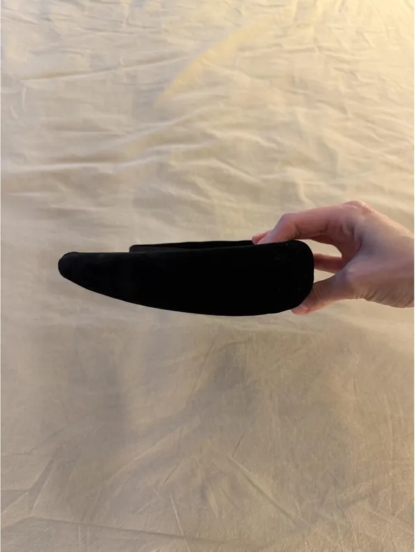 St. Barth Black velvet headband - Image 4