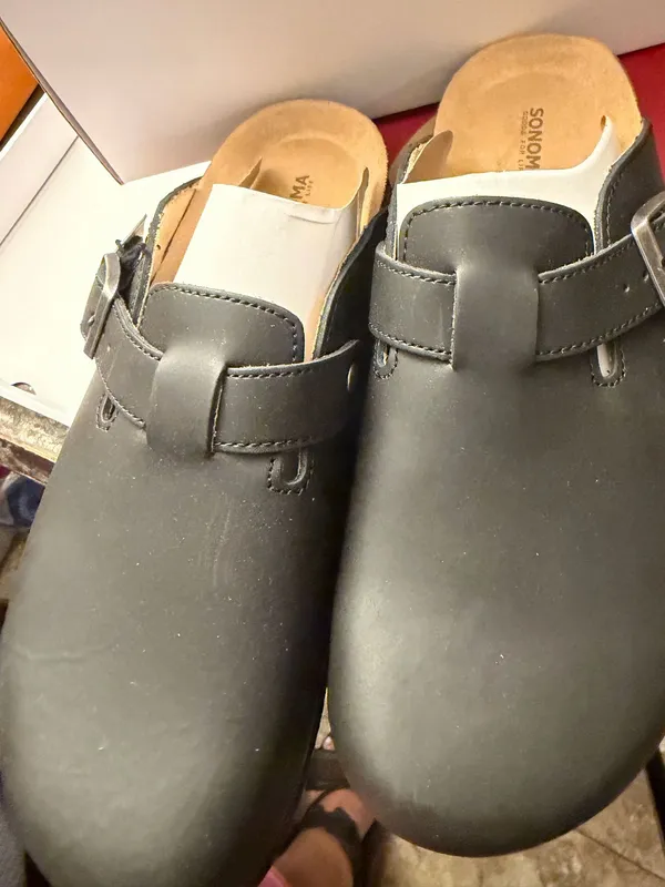 Shoes Black Size 6 - Image 2