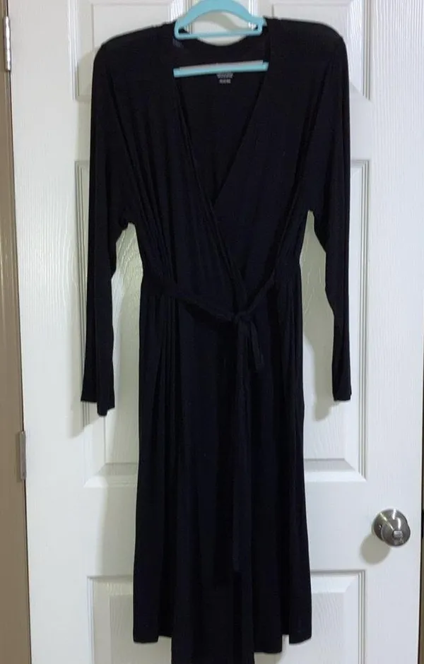 Bump in the Night Women’s Black Maternity bath robe size 2X - Image 7