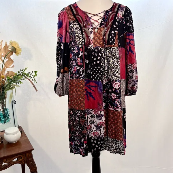 ONE SEPTEMBER Anthro Arcata Patchwork Beaded Lace Up Swing Dress Sz Small💛 - Image 12