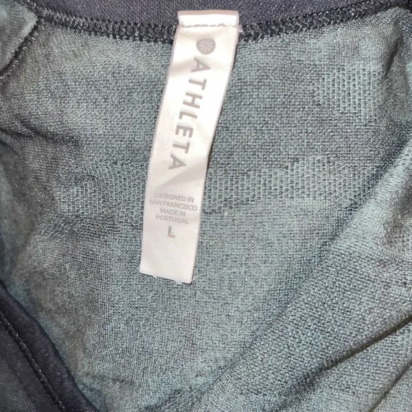 ✨Athleta Speedlight Camo Tee✨ - Image 5