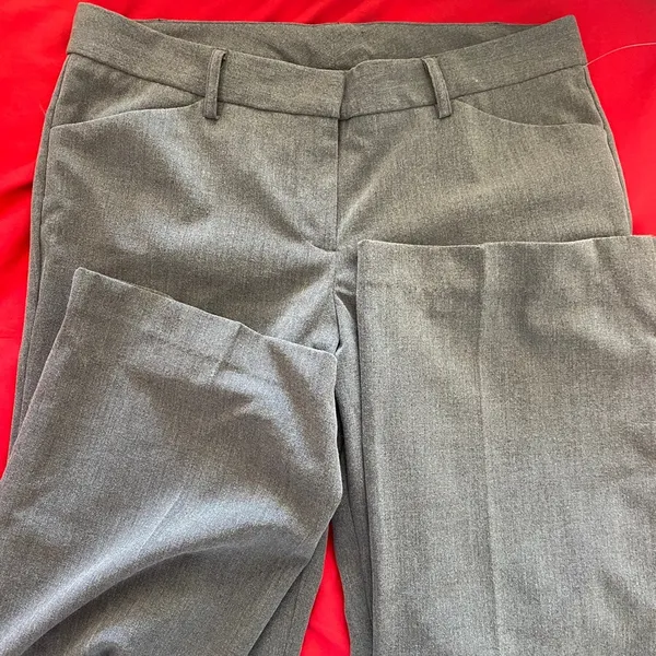 Woman pants Size 8 - Image 3