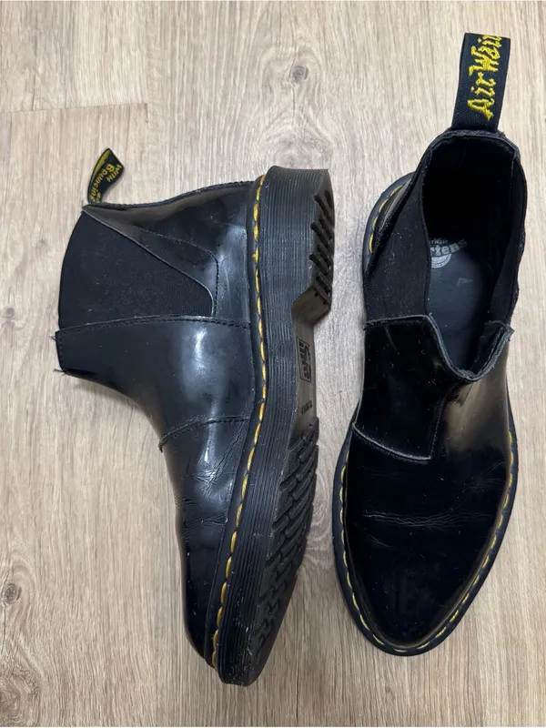 Doc Martens Bianca Boots Ankle Bootie US 7 Patent Leather Biker Grunge Utility - Image 7