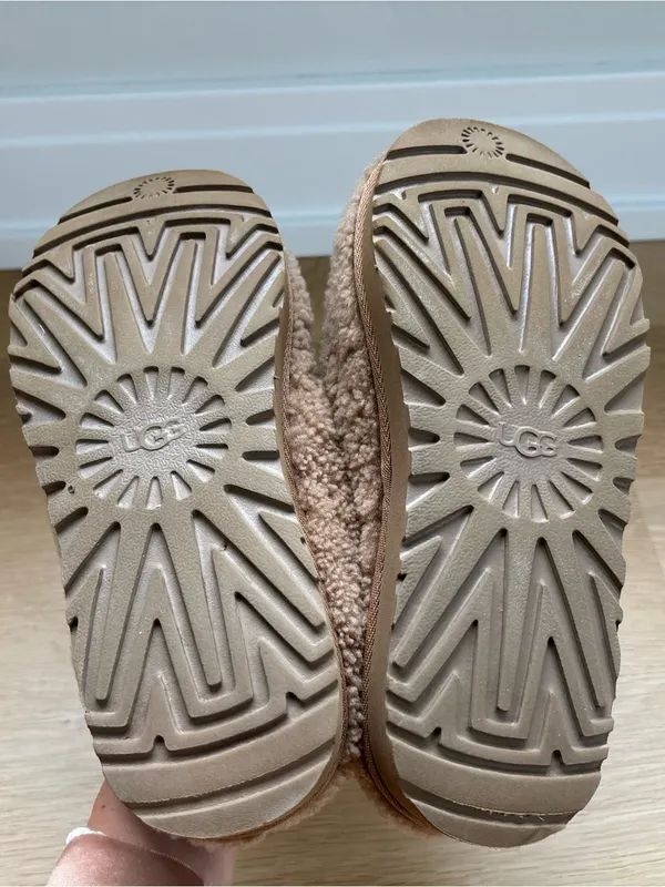 UGG Tasman Maxi Curly Genuine Shearling Slippers - Image 4