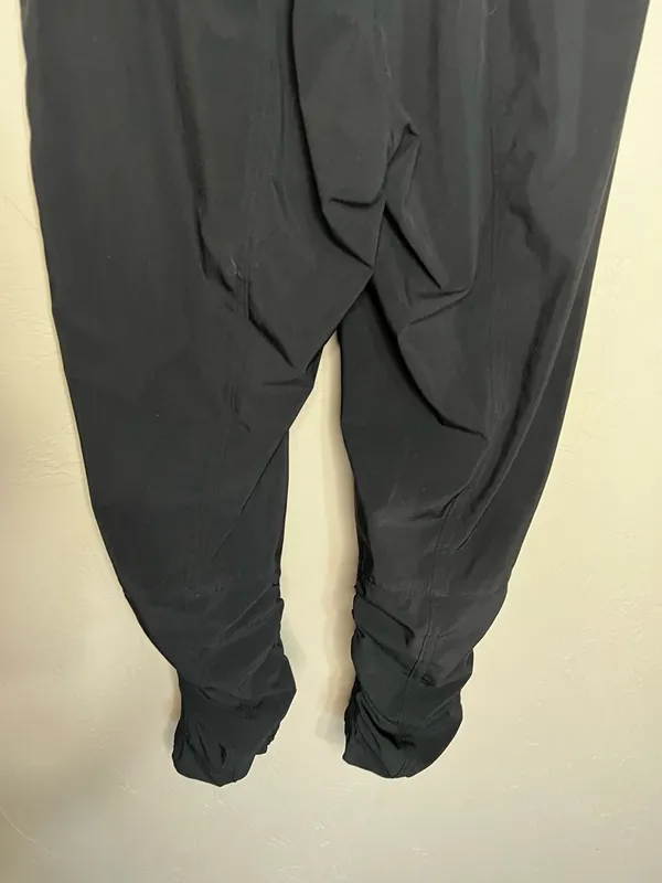 Athleta‎ Attitude Black Drawstring Ruched Joggers - Image 10