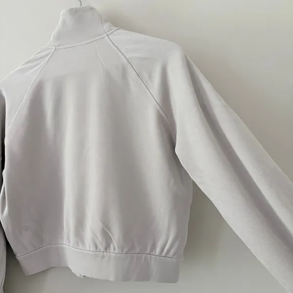 Lululemon Softstreme Pique rack Jacket Small Downtown Tan Cropped Full Zip - Image 12