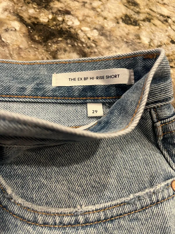 Aritzia Denim Forum Shorts - Image 4