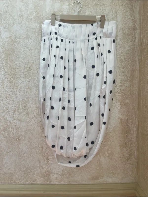NWT Zara Avant-Garde Polka Dot Bubble Hem Cocoon Skirt White Black Viscose Sz L - Image 3