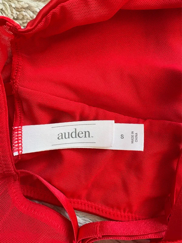 Red top - Image 3