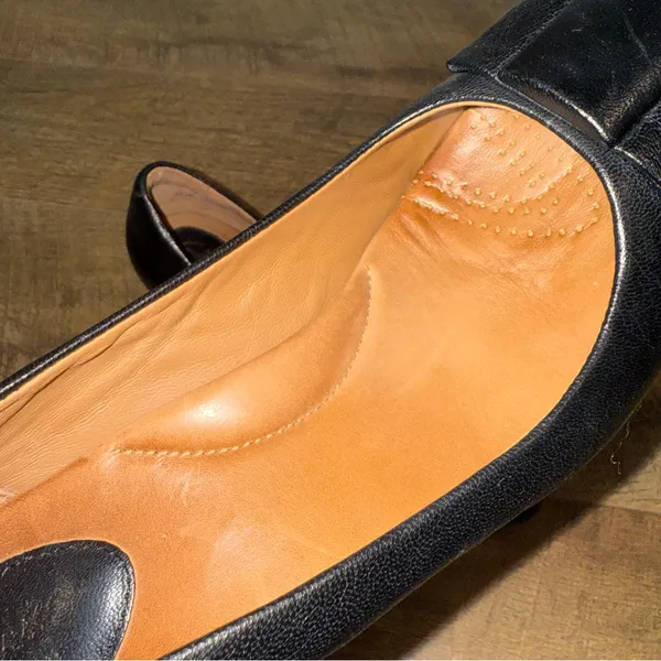 Clarks Leather Heels Bow Accent Chunky Heel - Image 11