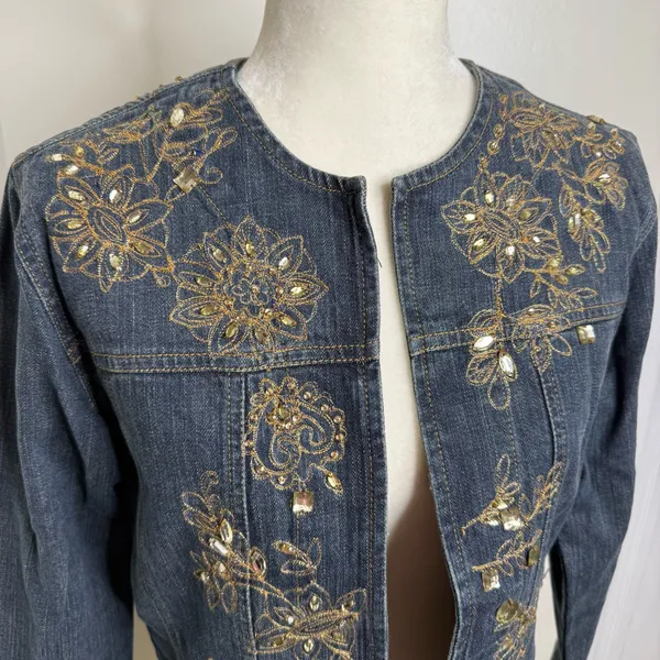 Chico’s Embroidered Sequin Open Front Jean Jacket Size 1 Chico (Med 8) Floral - Image 2