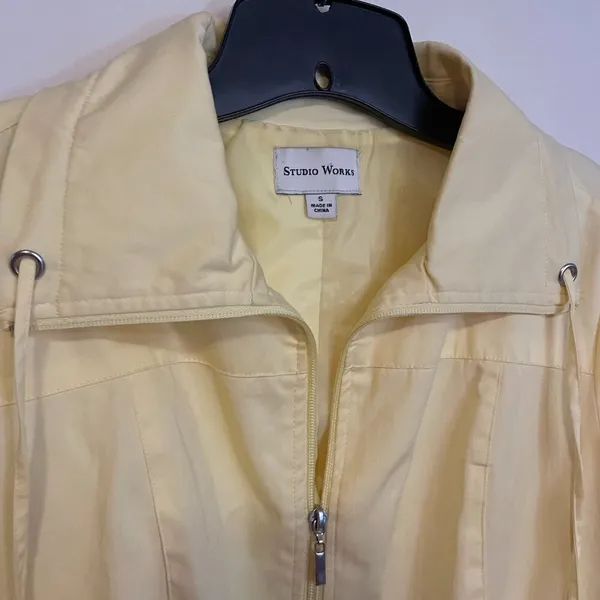 Studio Works Lightweight Full Zip Wind Breaker Jacket Coat Light Yellow Size S - Image 2