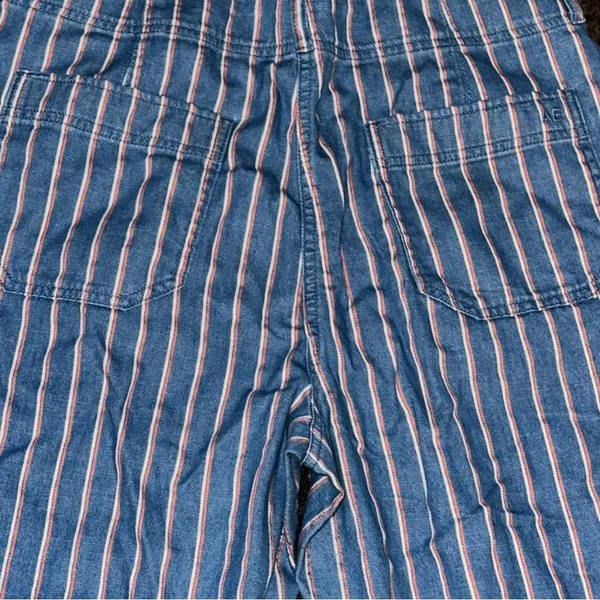 American Eagle  pinstriped wide leg capris - Image 3