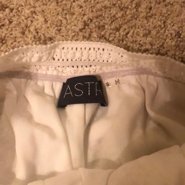NWT astr white lace shorts - Image 3