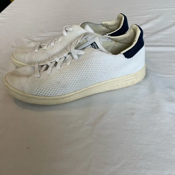 Adidas Stan Smith white woven sneakers. Size 5 - Image 2