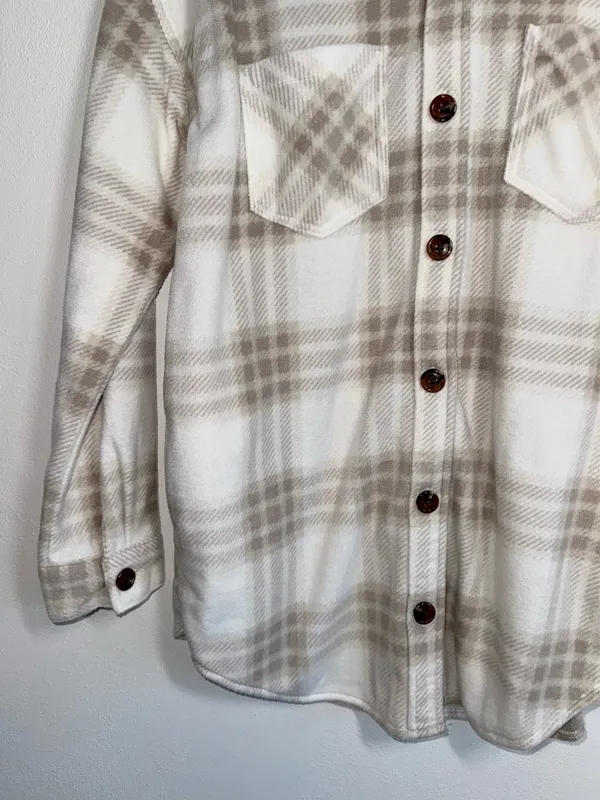 Maurices Wilder Fleece Shacket White & Cream Plaid Oversized - Image 5