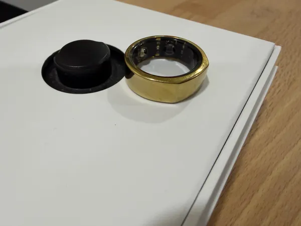 Oura Ring Gold Size 9 - Image 3