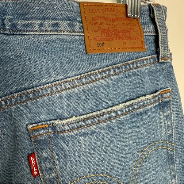 Levi's Premium Original Fit 501s Jeans Distressed Button Fly Blue Size‎ 27 x 30 - Image 6