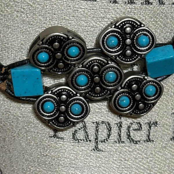 Vintage Chico’s Women’s Western Turquoise Stone Concho Style Belt Black Strap - Image 5