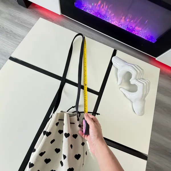 Knit Heart Pattern Drawstring Bucket Crossbody Bag 🖤✨ White - Image 11