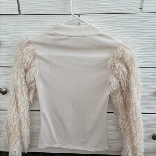 Boutique Feather Sleeve Top Size XS - Image 2