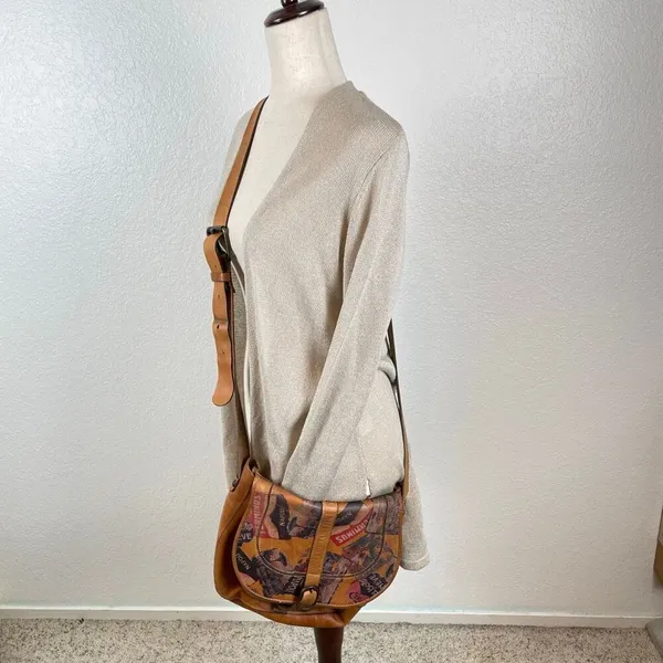 Patricia Nash Vintage‎ Patch leather saddle bag Nepali Coast Hawaii suede inside - Image 2