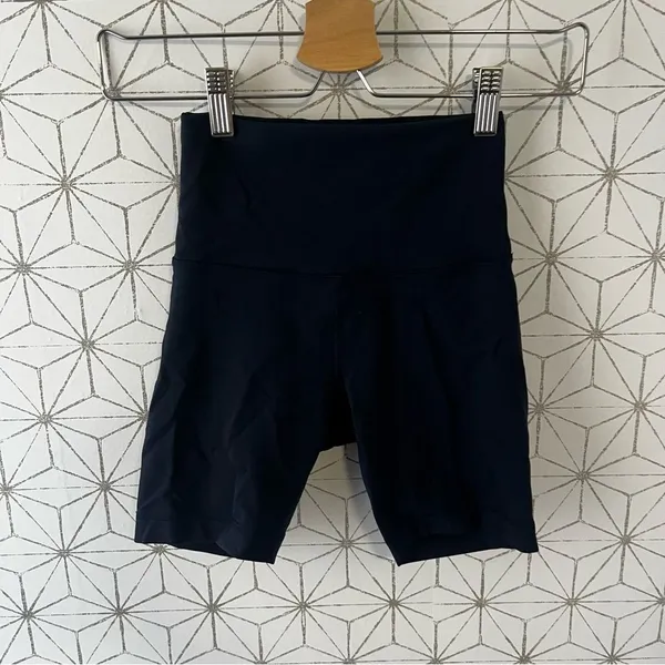 Lululemon Navy Blue Spandex Bike Short 6” - Image 3