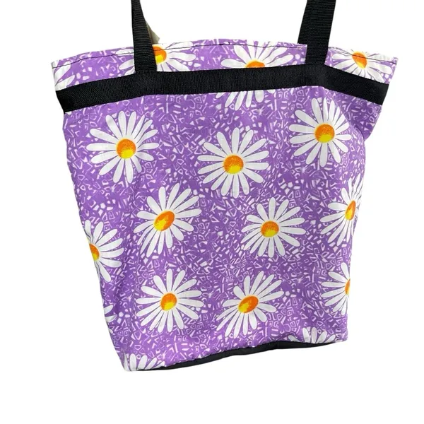 BLUE‎ SKY Cottagecore Boho Lavender Daisy Print Zip Closure Tote Bag - Image 4