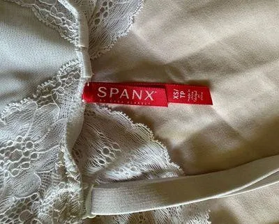 Spanx Spotlight On Lace Bralette - Image 4