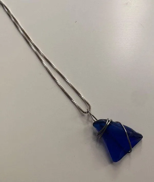 Elegant Sea Glass Blue Pendant Necklace - Image 4