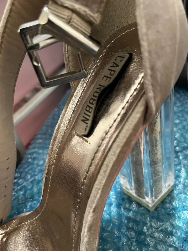 Shoedazzle Cape Robbin Velvet Heels w/ Clear Money Block Heel – Size 7.5 - Image 3