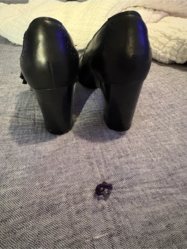 Chunky heel pumps size 8 - Image 6