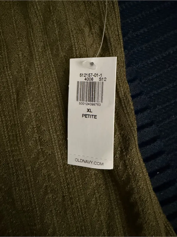 Old NavyOlive Green Button-Front Women’s Top xl - Image 2