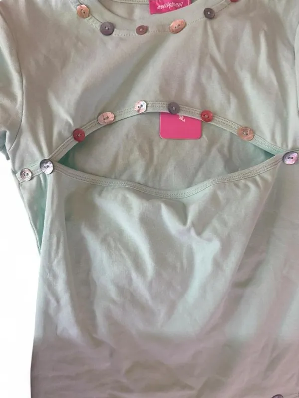 Edikted Suda Iridescent Button Cutout T Shirt M NWT - Image 4